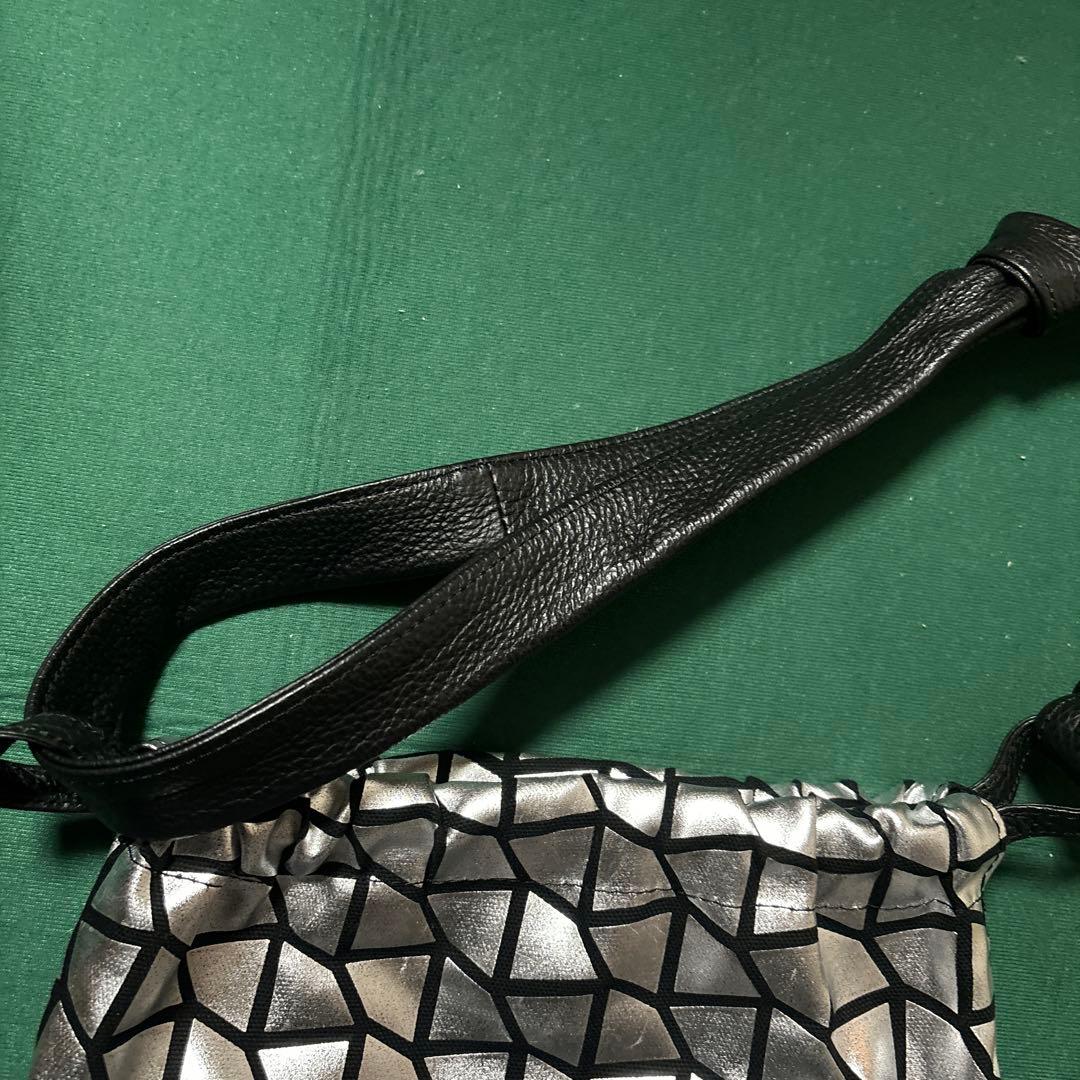 チワタ　chi.wata トートバッグ　幾何学