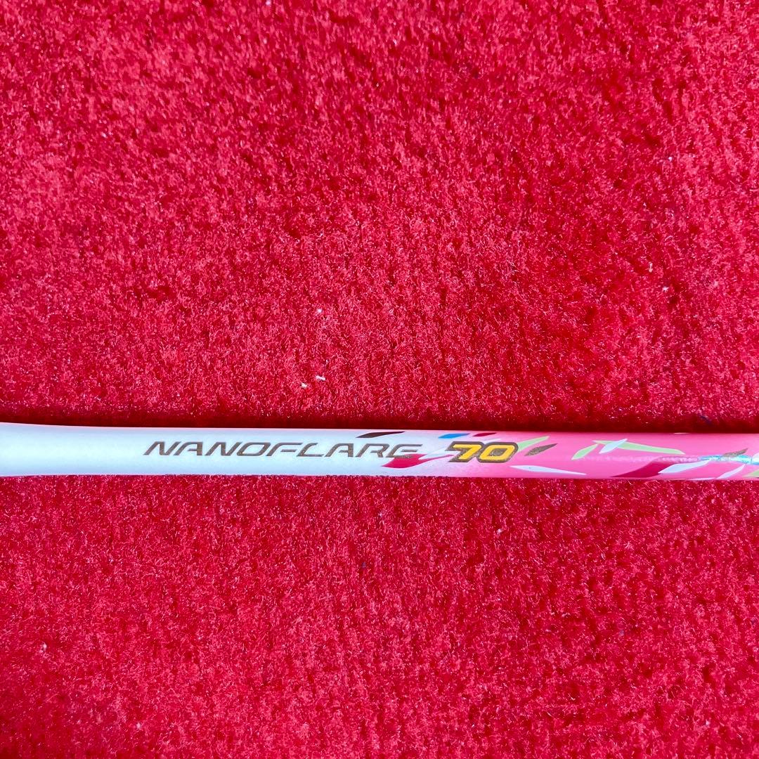 【美品】ヨネックス バドミントンラケット NANOFLARE70