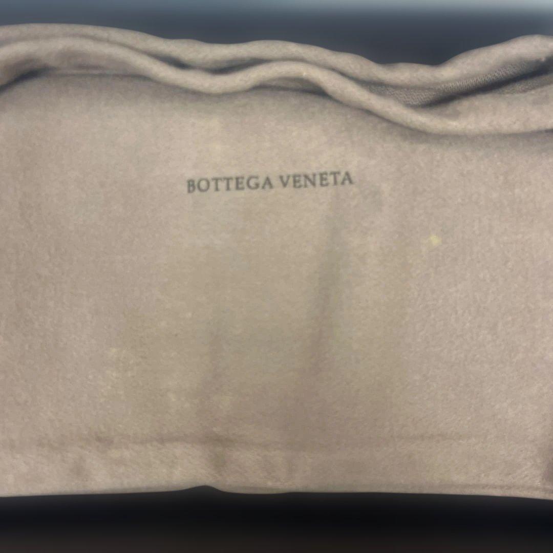 ボッテガ　レザー編み込みデザイン手袋 ブラック