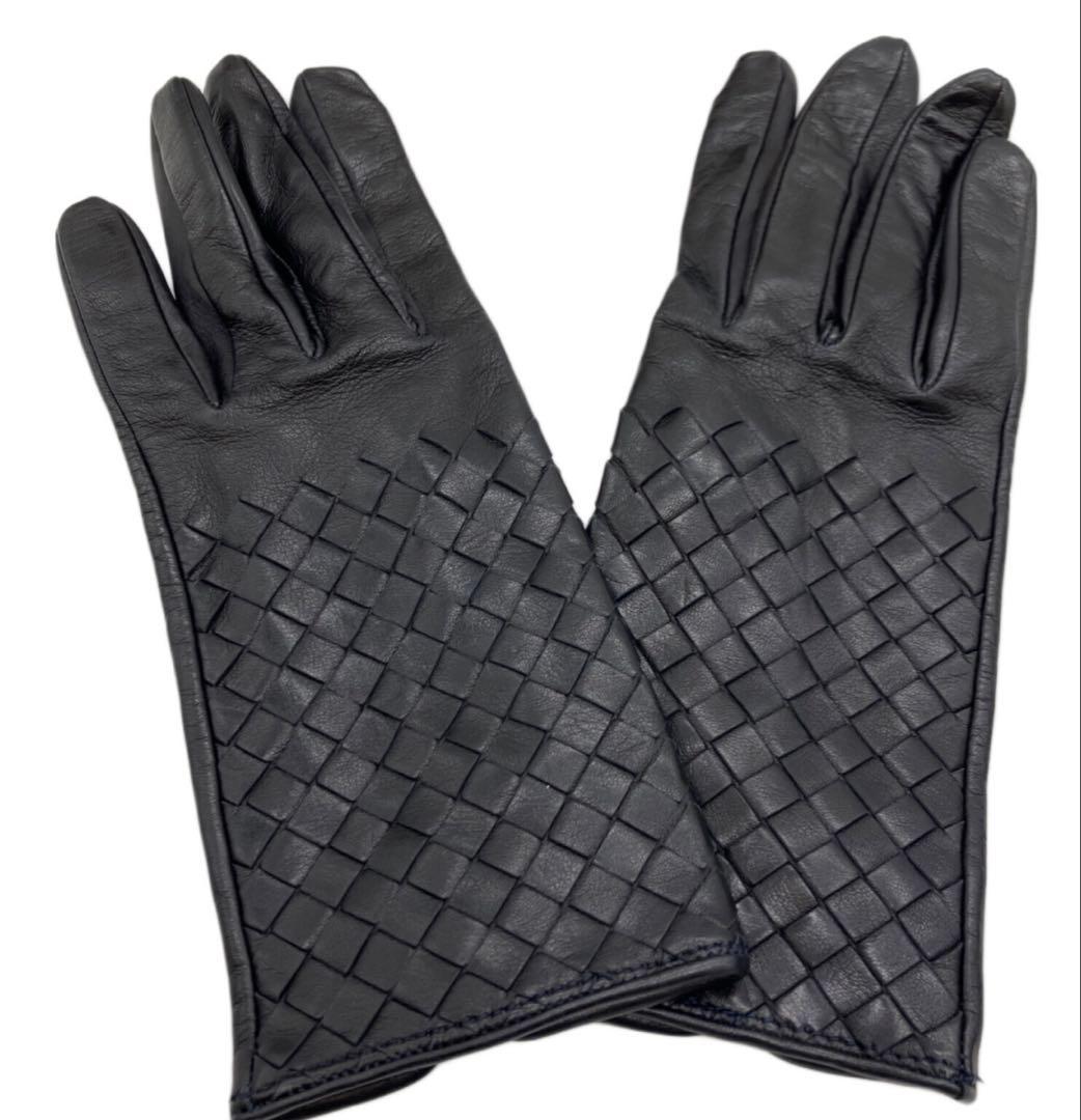ボッテガ　レザー編み込みデザイン手袋 ブラック