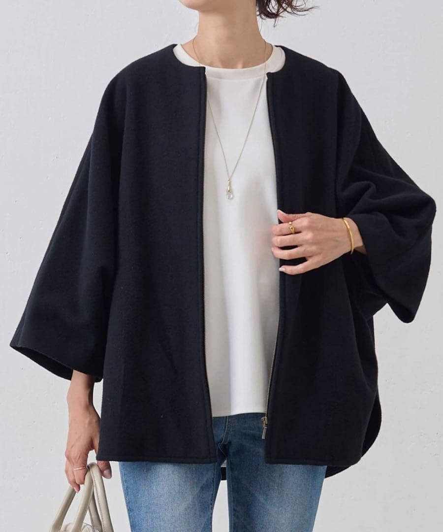 極美品 BEARDSLEY ウールポンチョコート ネイビー