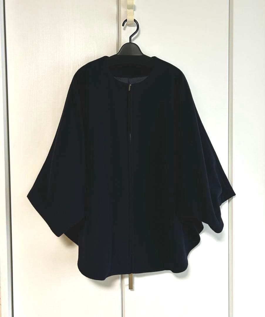 極美品 BEARDSLEY ウールポンチョコート ネイビー