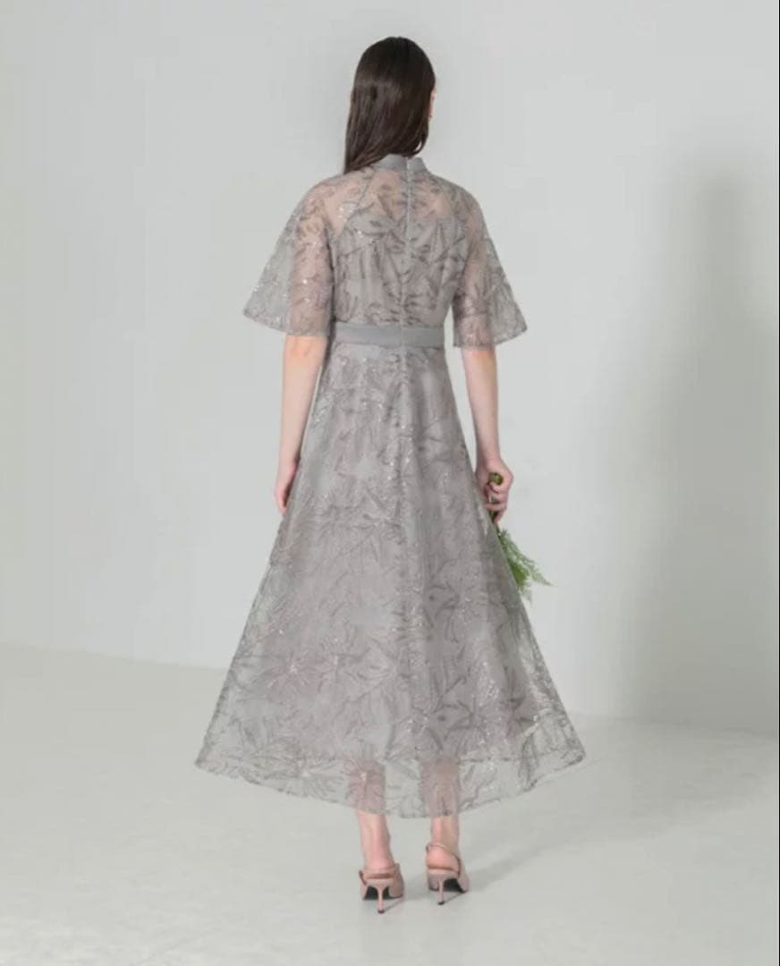 【LEJA】スパンコール花柄刺繍Aラインワンピースドレス／レジャ（Leja）