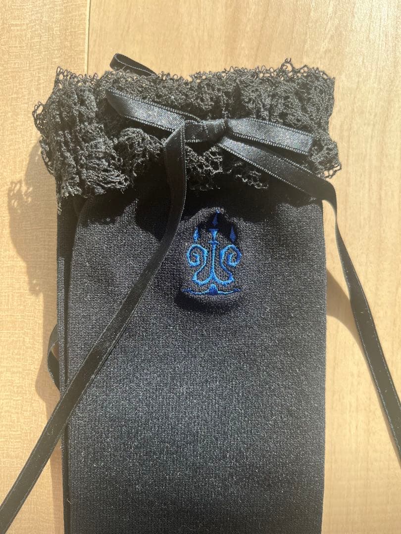 Moi-meme-Moitie オーバーニー　モワティエ