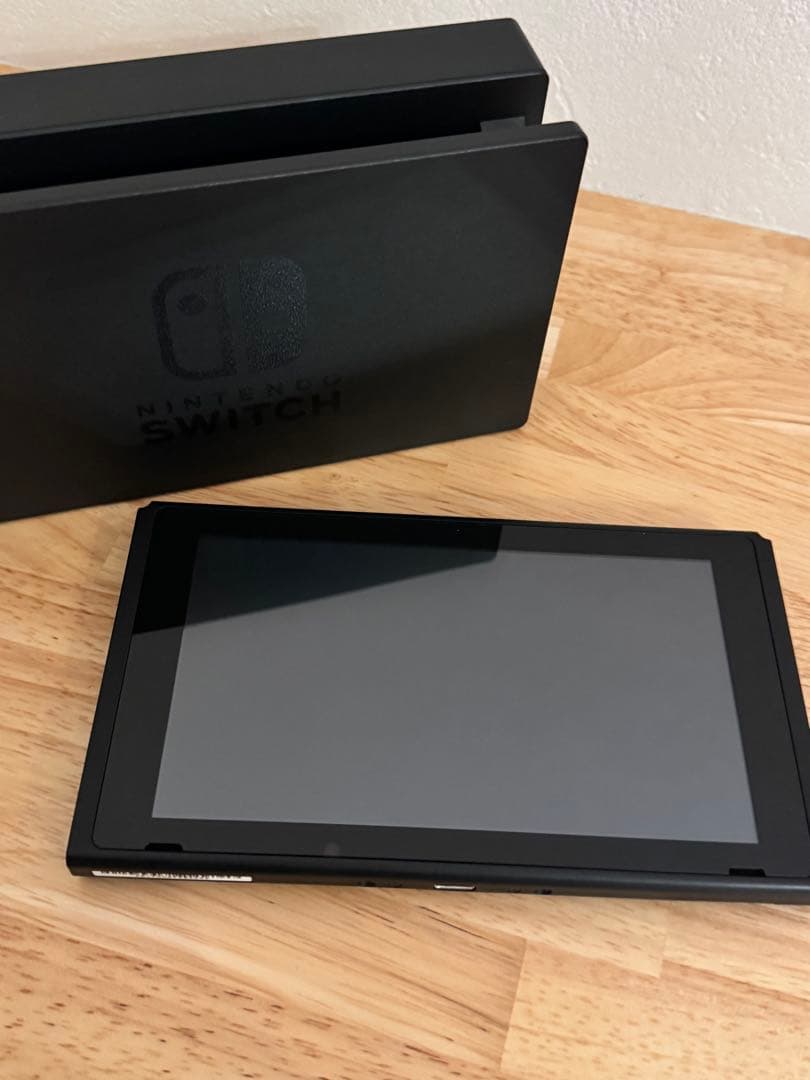 Nintendo Switch 本体 +プロコンセット【Joy-Con無し】