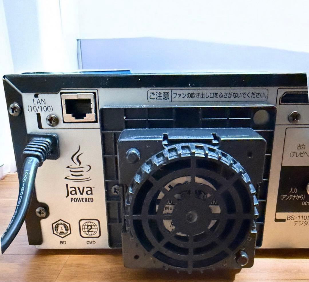 TOSHIBA D-BW1005K VHS/BD/HDD一体式レコーダー 極美品