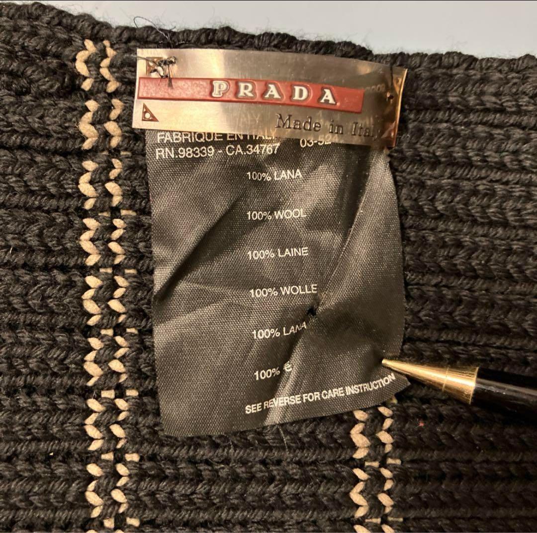 PRADAマフラーベージュ