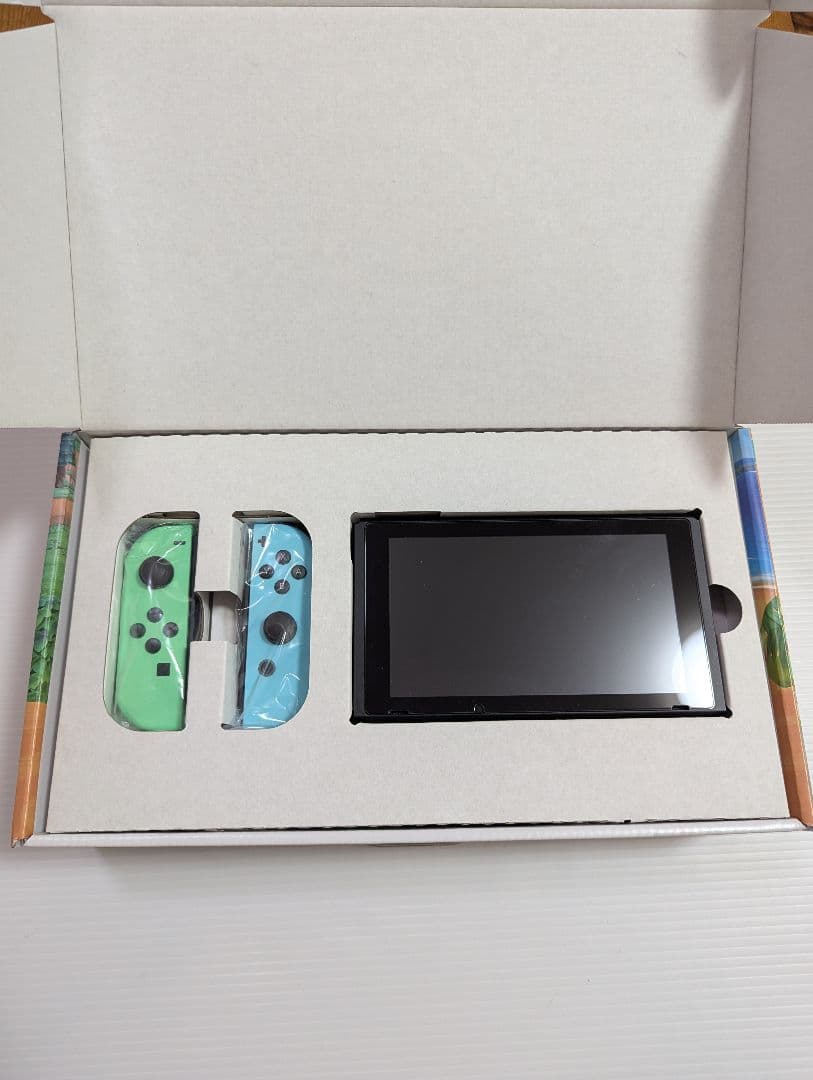 Nintendo Switch 本体 あつまれどうぶつの森モデル