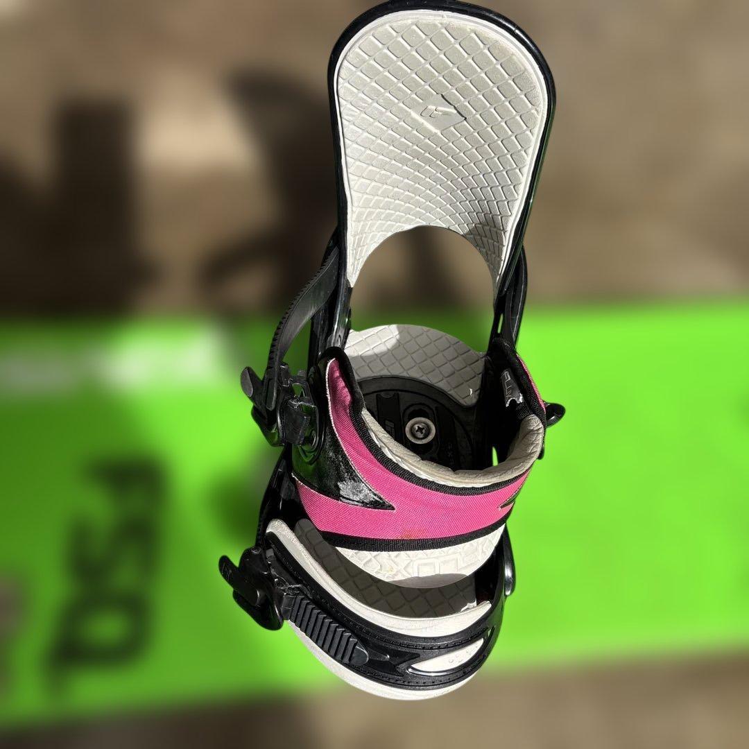 gravis FSQ スノーボード ビンディング付き