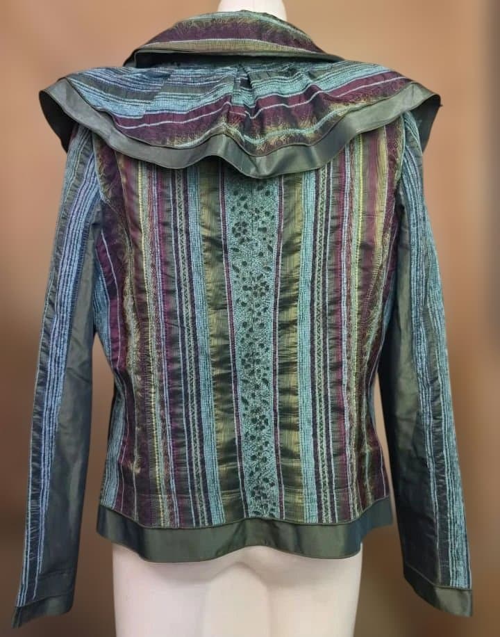 EIKOKONDO 美品♡ フリル付き多色テーラードジャケット　y06