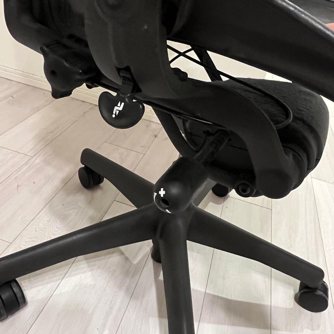 【美品】ハーマンミラー アーロンチェア Bサイズ フル装備 ポスチャーフィット