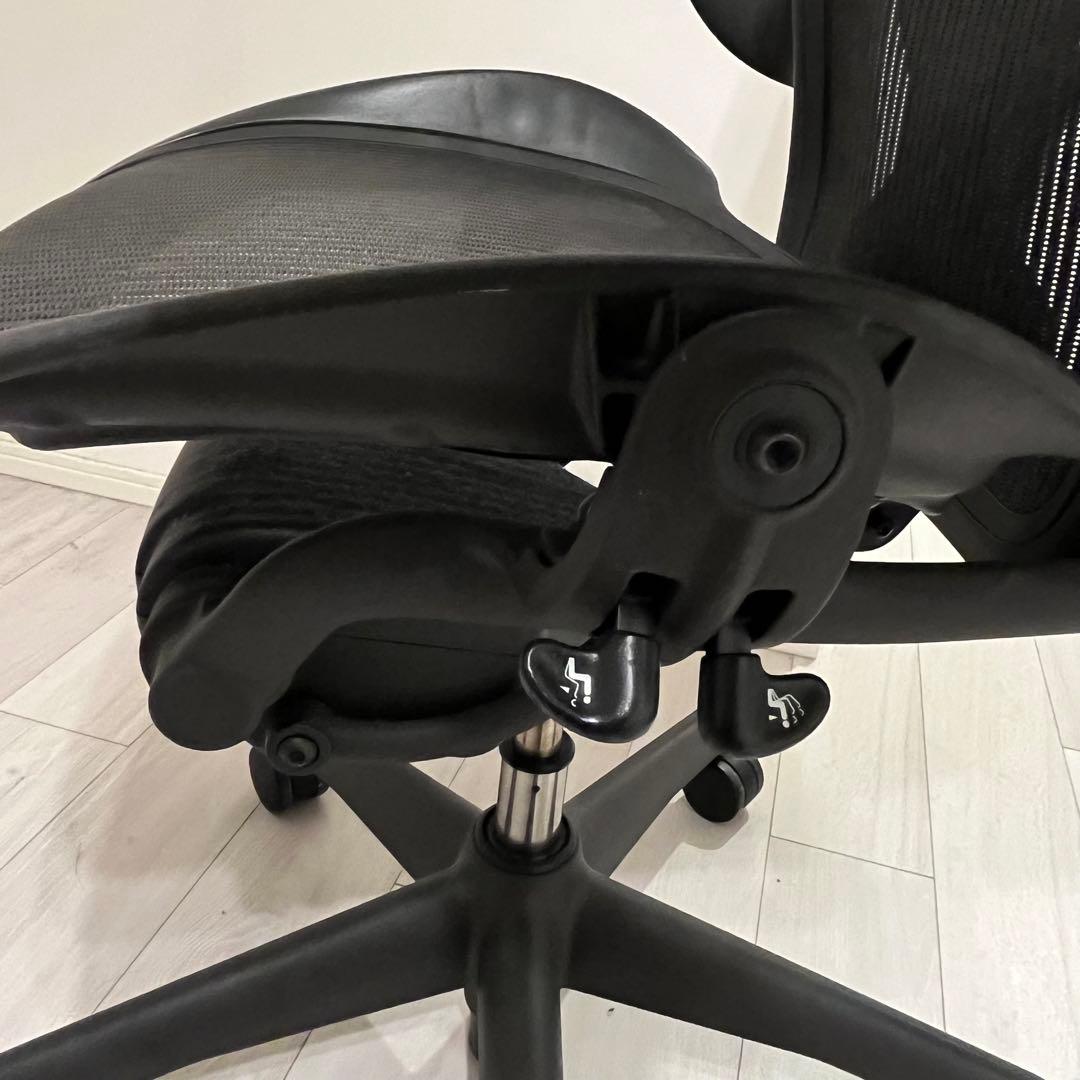 【美品】ハーマンミラー アーロンチェア Bサイズ フル装備 ポスチャーフィット