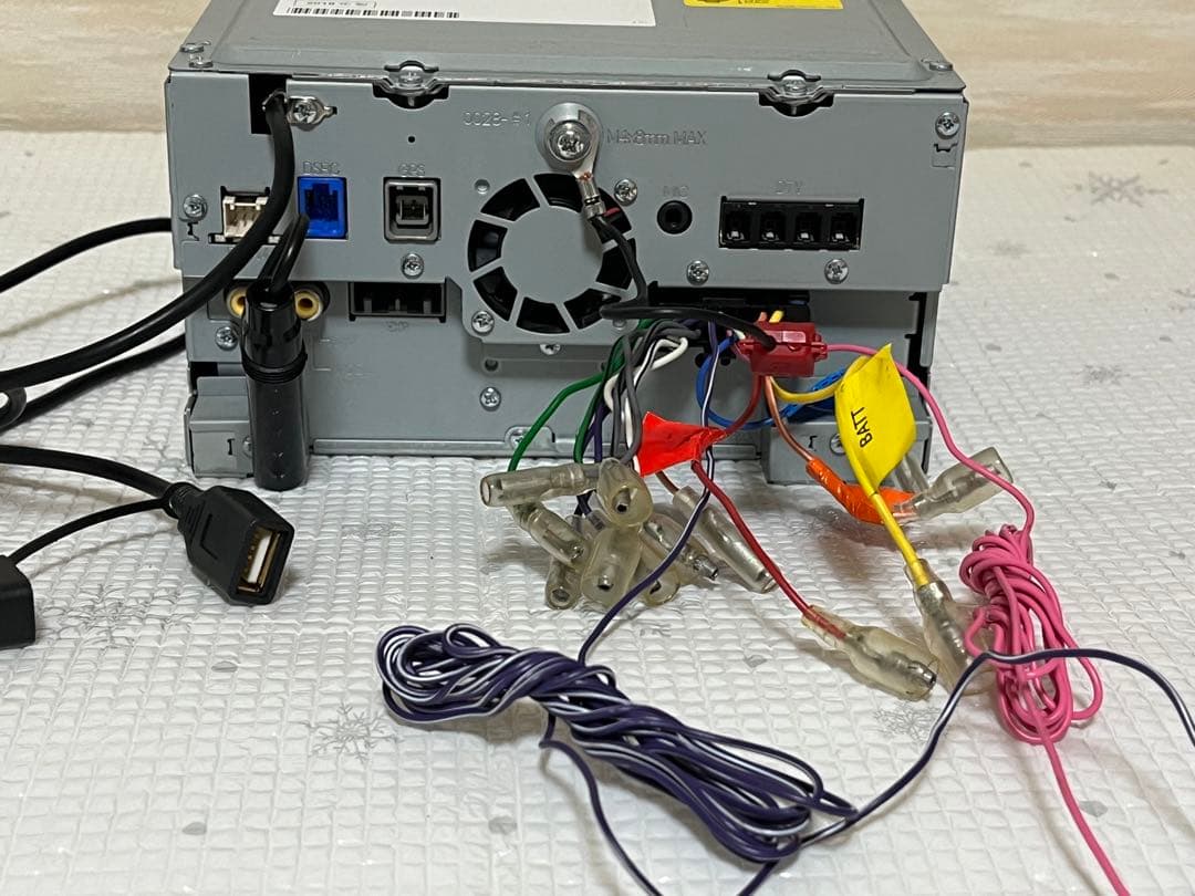 KENWOOD 7型 SDナビ フルセグ MDV-L505