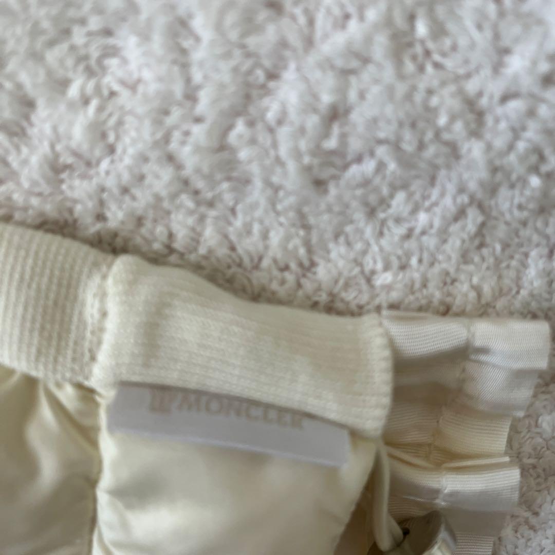 モンクレール裾フリルダウンベスト