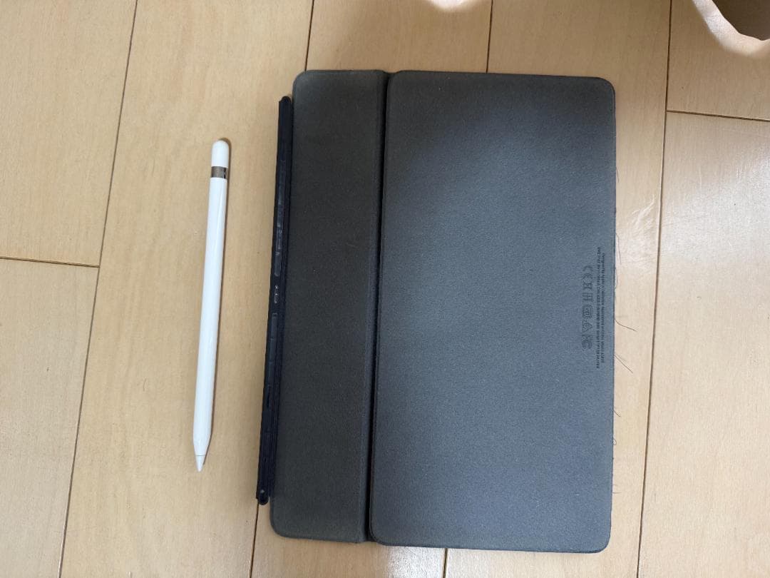 iPad Pro 10.5インチ キーボードカバー・Apple Pencil付