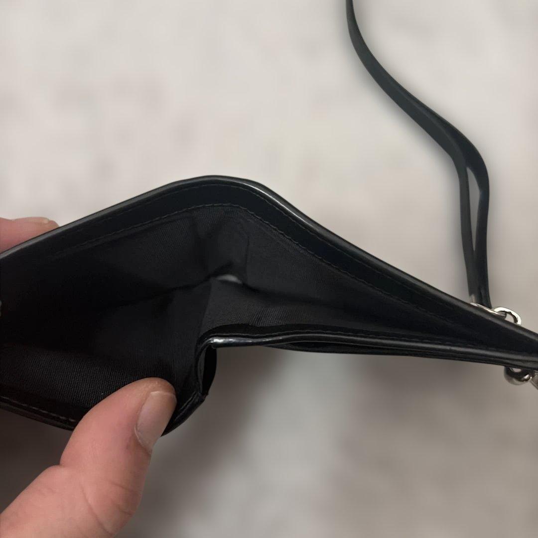 VALENTINO VLTN ブラックレザー折り財布