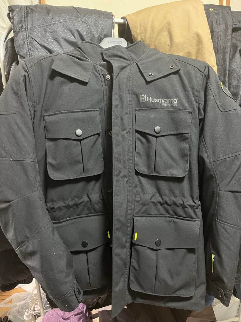 Husqvarna スヴァルトピレン