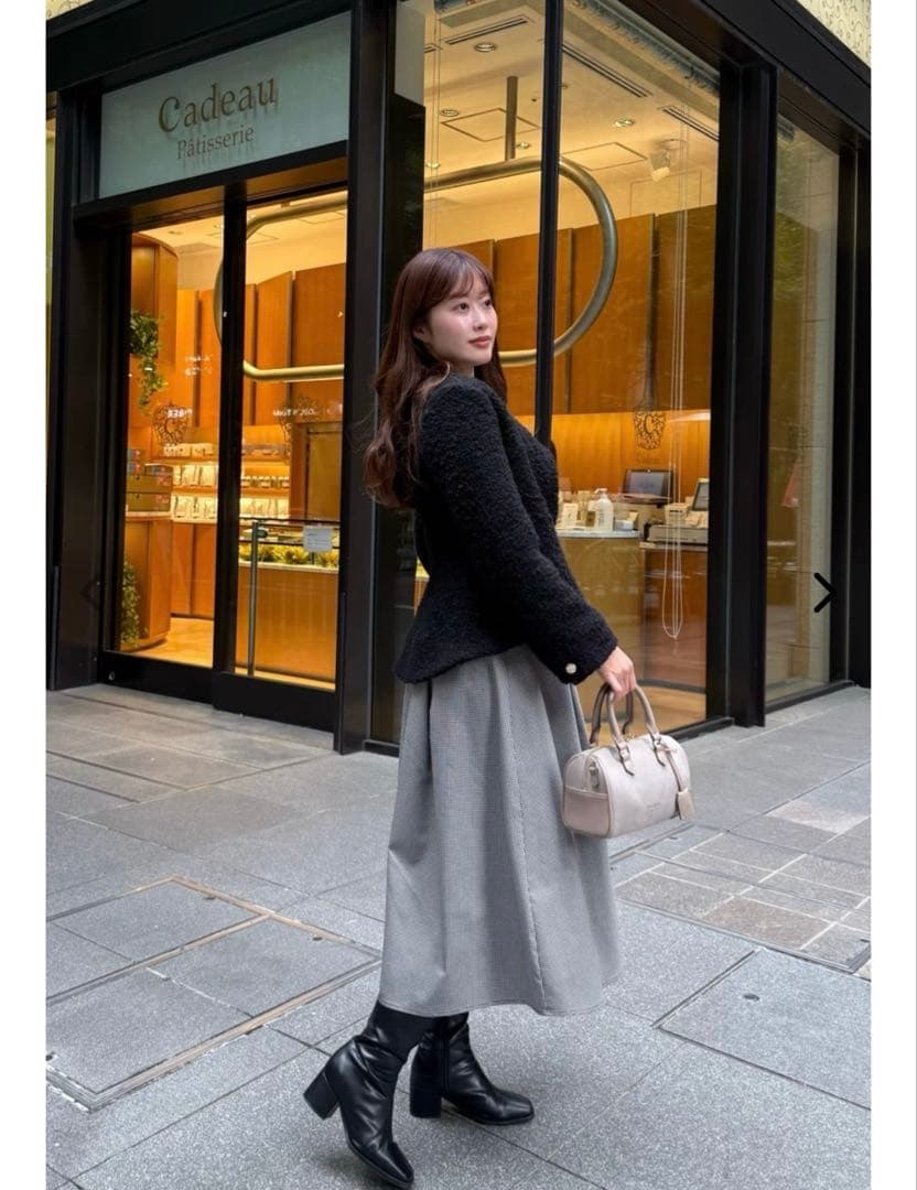 Elise Boucle Peplum Coat 新品未開封　即日発送