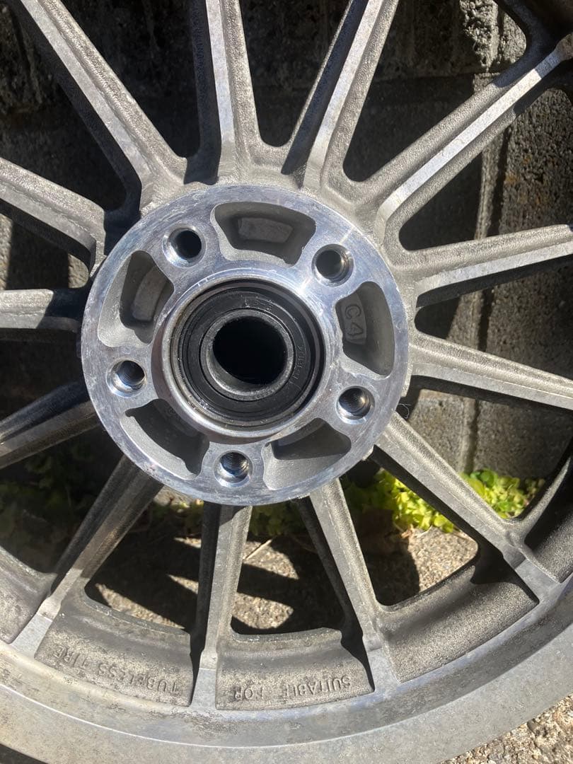 スポーツスターホイール