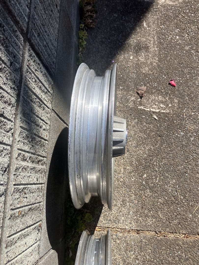 スポーツスターホイール