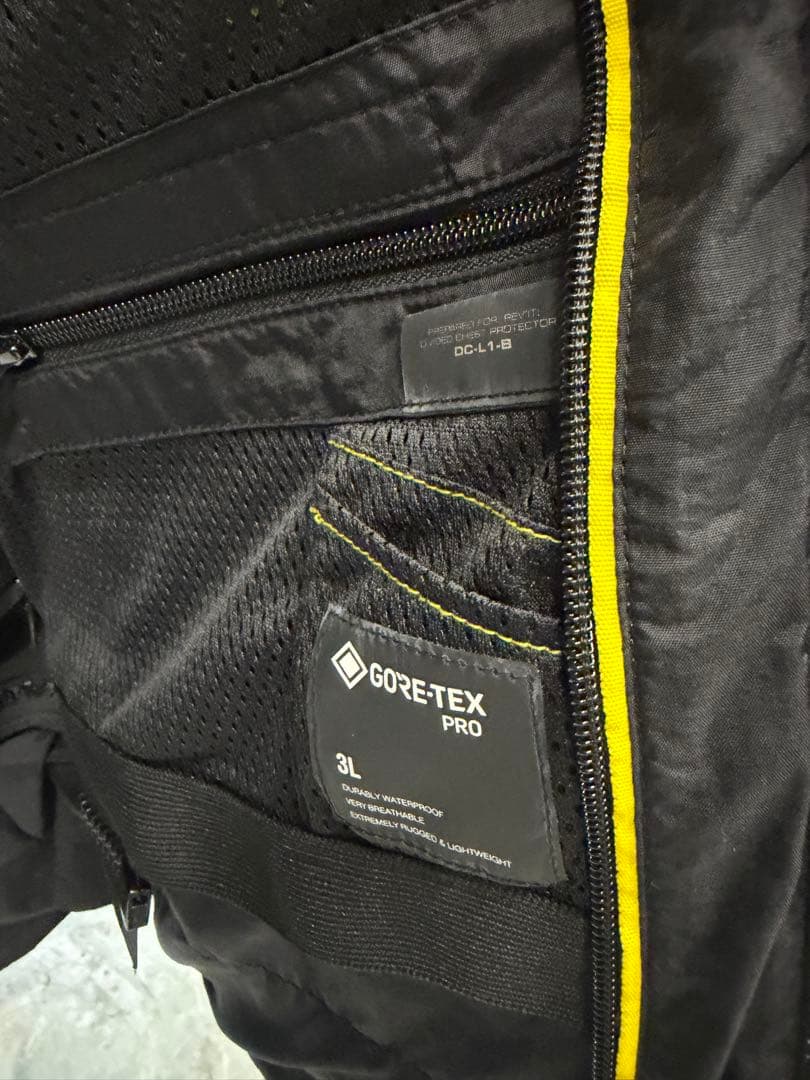 r*3様 ツアラテック　バイクジャケットとインナー　グレー/イエロー