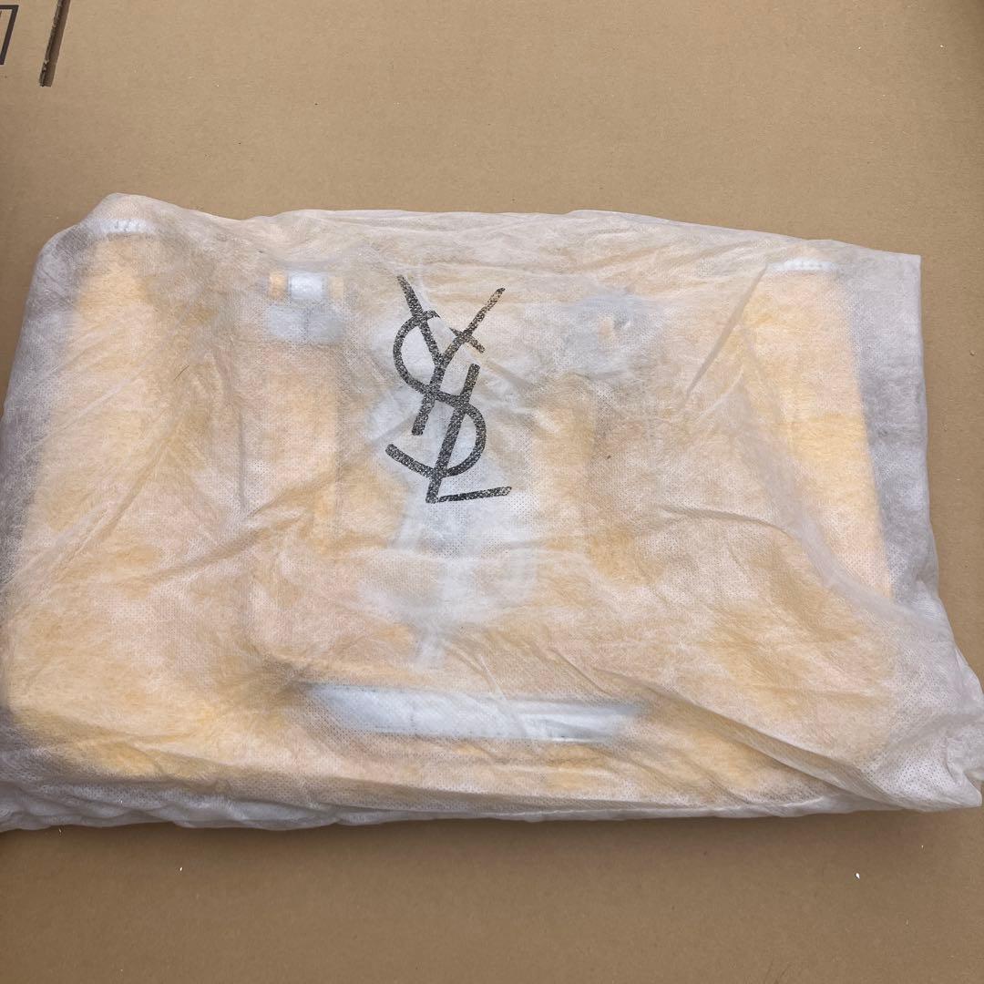 ル*フ様 YVES SAINT LAURENT イヴ・サンローラン イエロー　黄