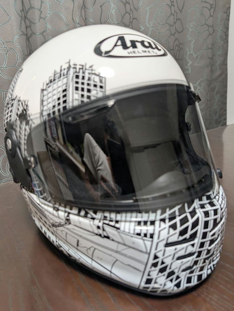 値下げ‼️早いもの勝ち‼️Arai Rapide NEO ROARS