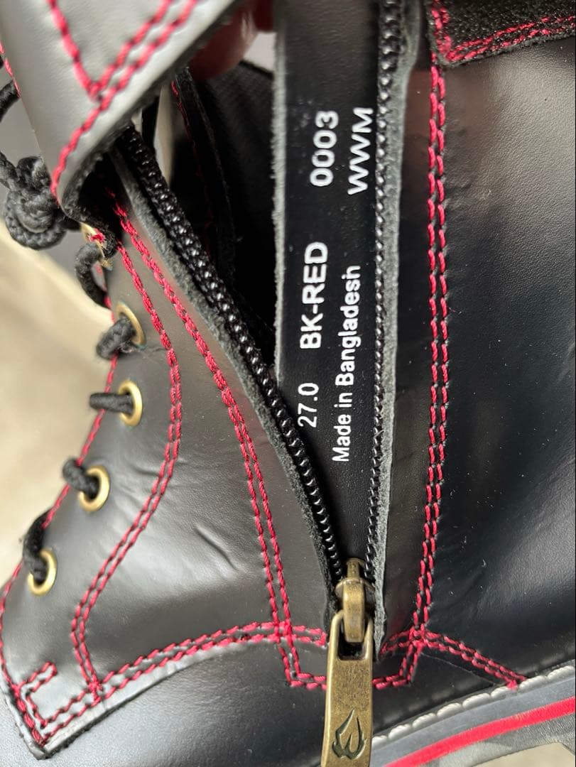 WILDWINGワイルドウイング　スワロー　ブラックXレッド　27㎝