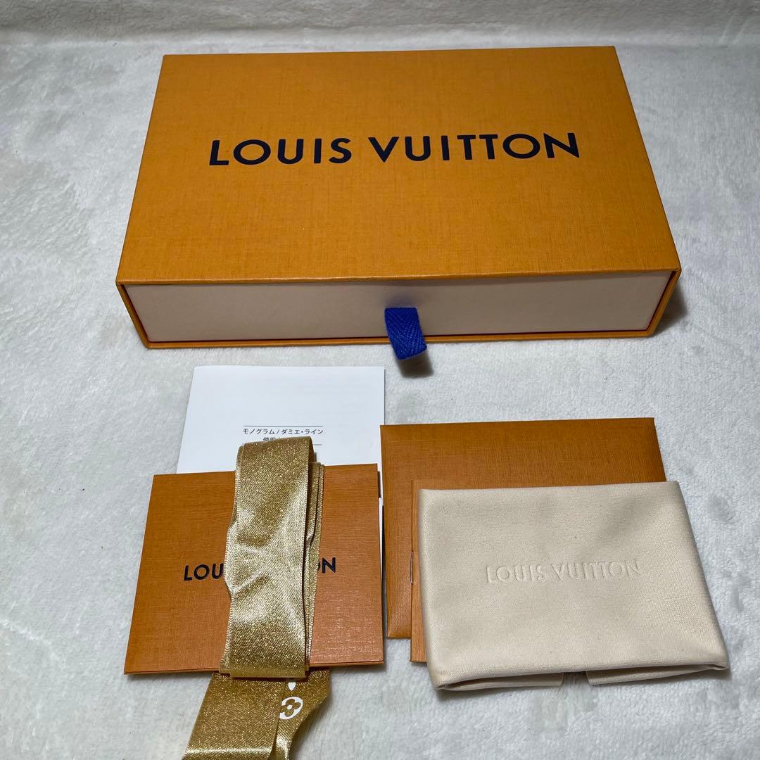 Louis Vuitton ルイヴィトン iPhone 13 Pro ケース