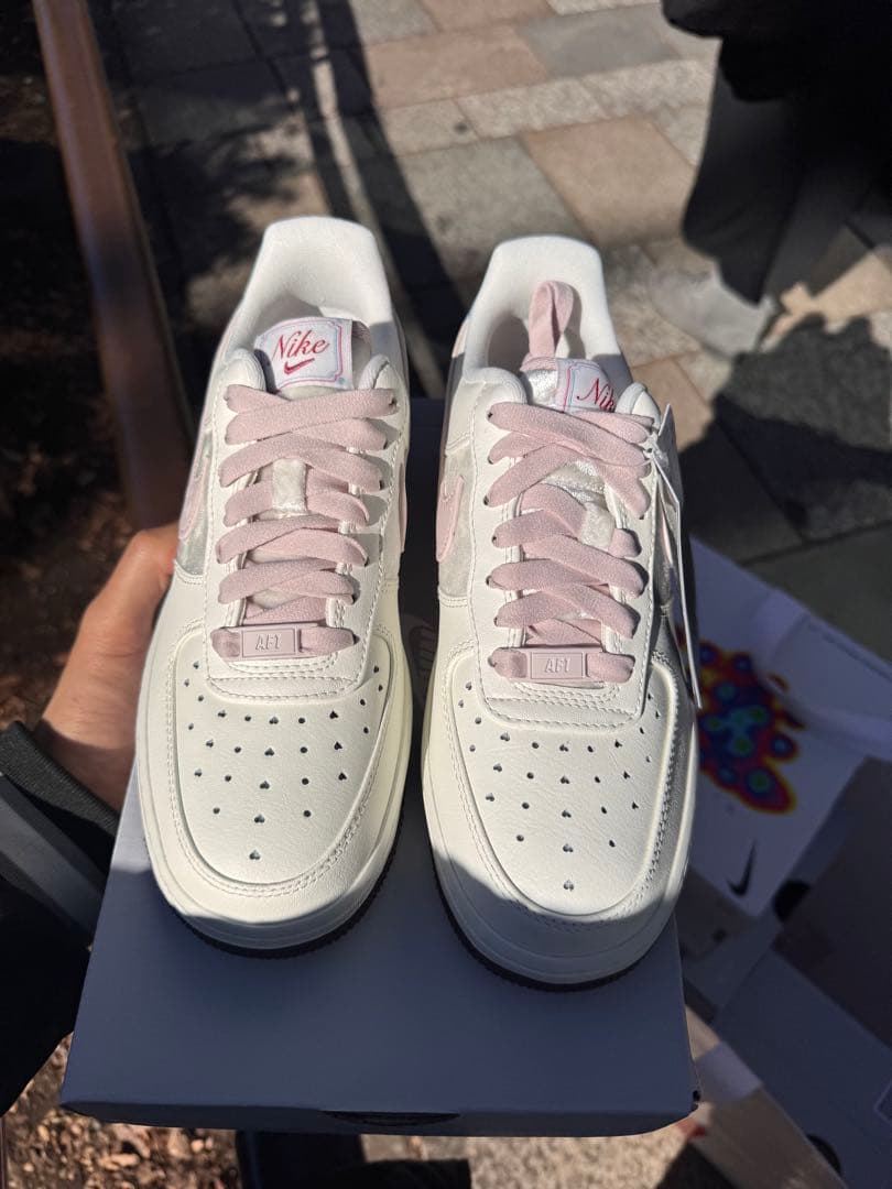 靴 Nike Air Force 1 Low \"Valentine's Day