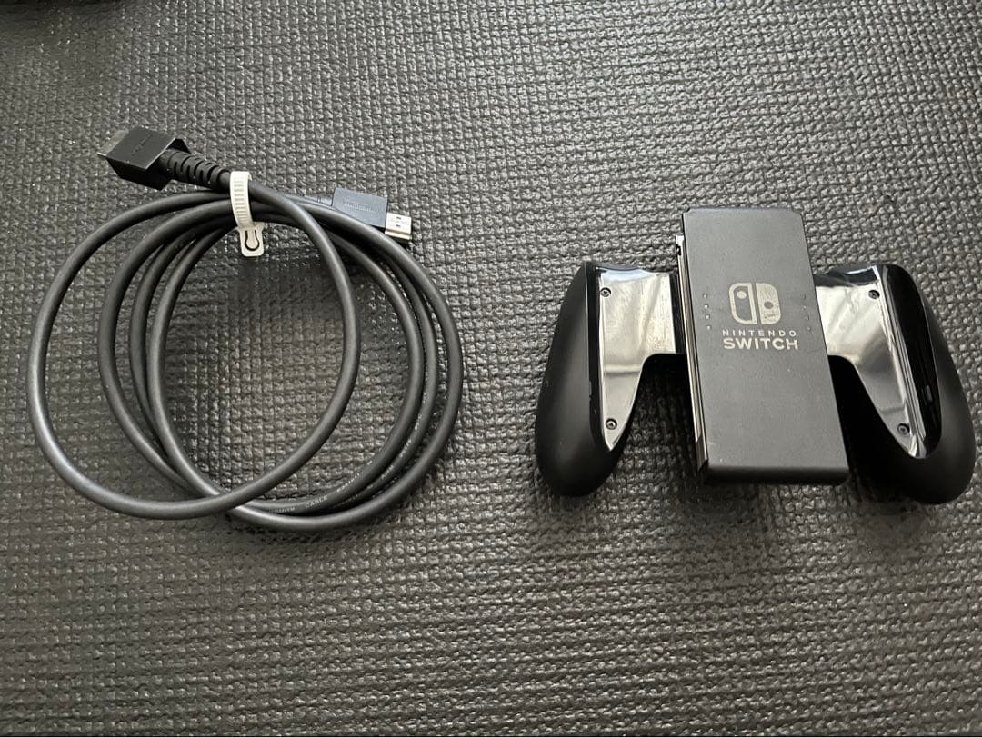 Nintendo Switch ピンク/パープル 本体