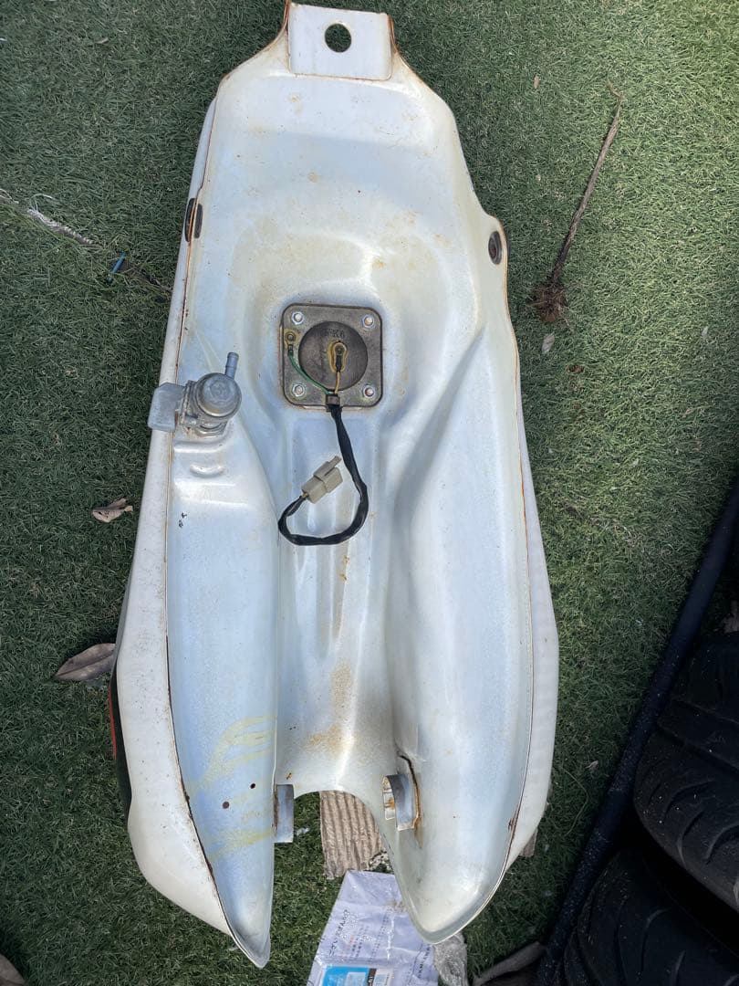 HONDA CBX250RS 純正タンク ジャンク