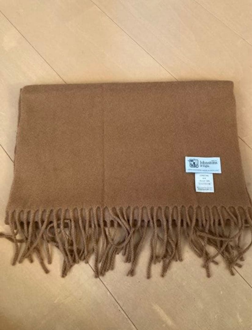 ジョンストンズ　マフラー