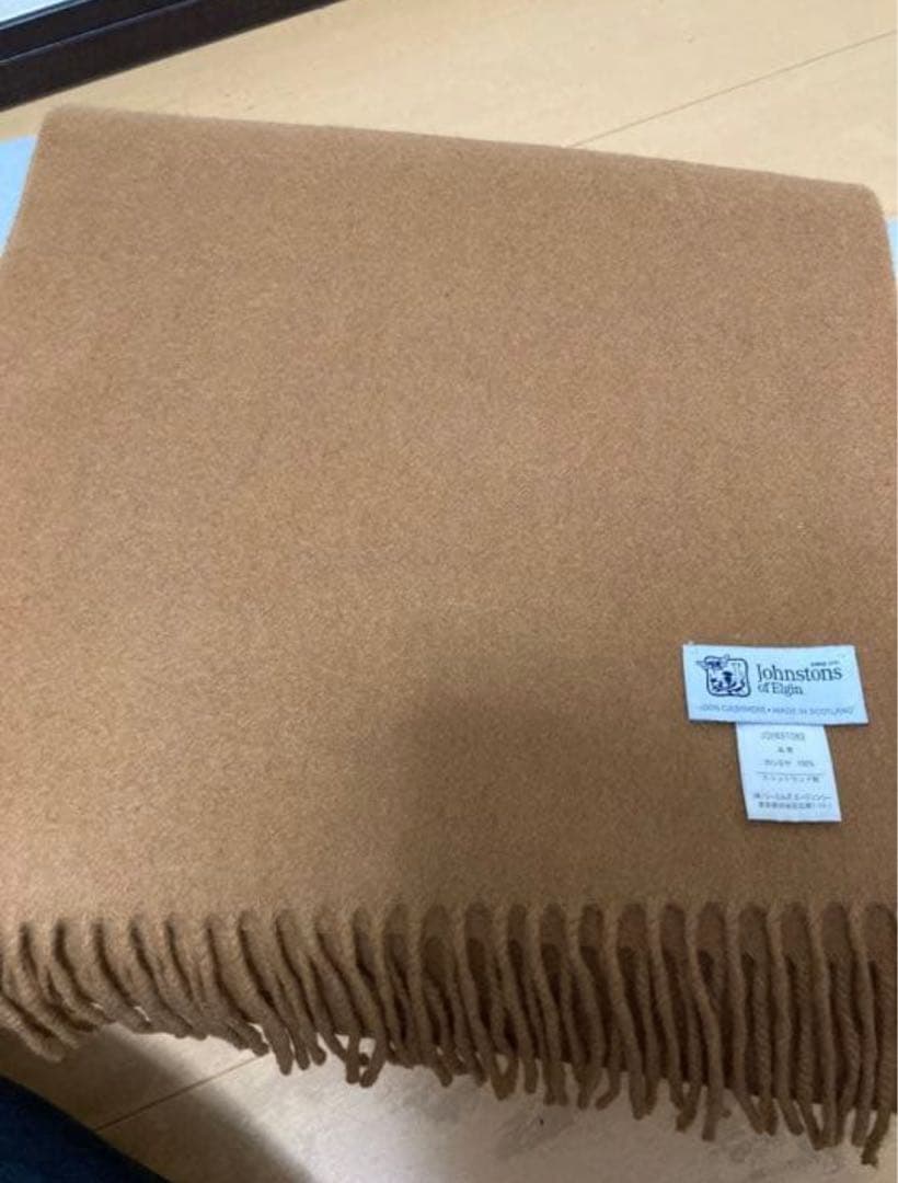 ジョンストンズ　マフラー