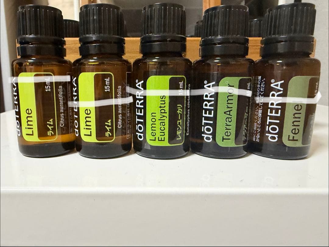 ☆sumomo☆doTERRA オイル16本、木箱まとめ売り