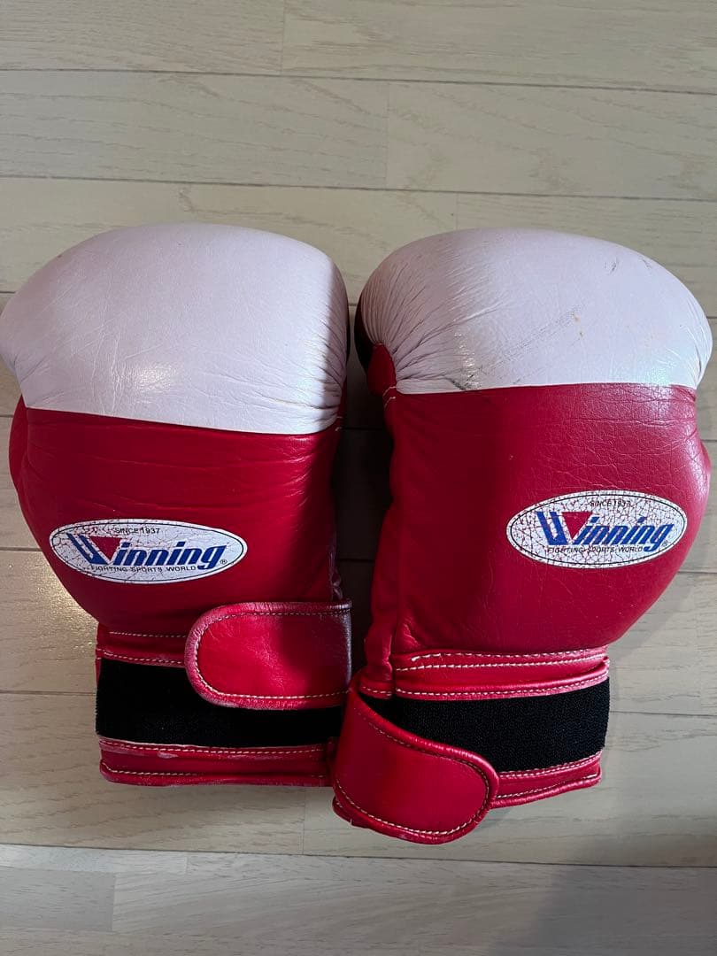 Winning ボクシンググローブ 10oz 赤/白(本革/レア)