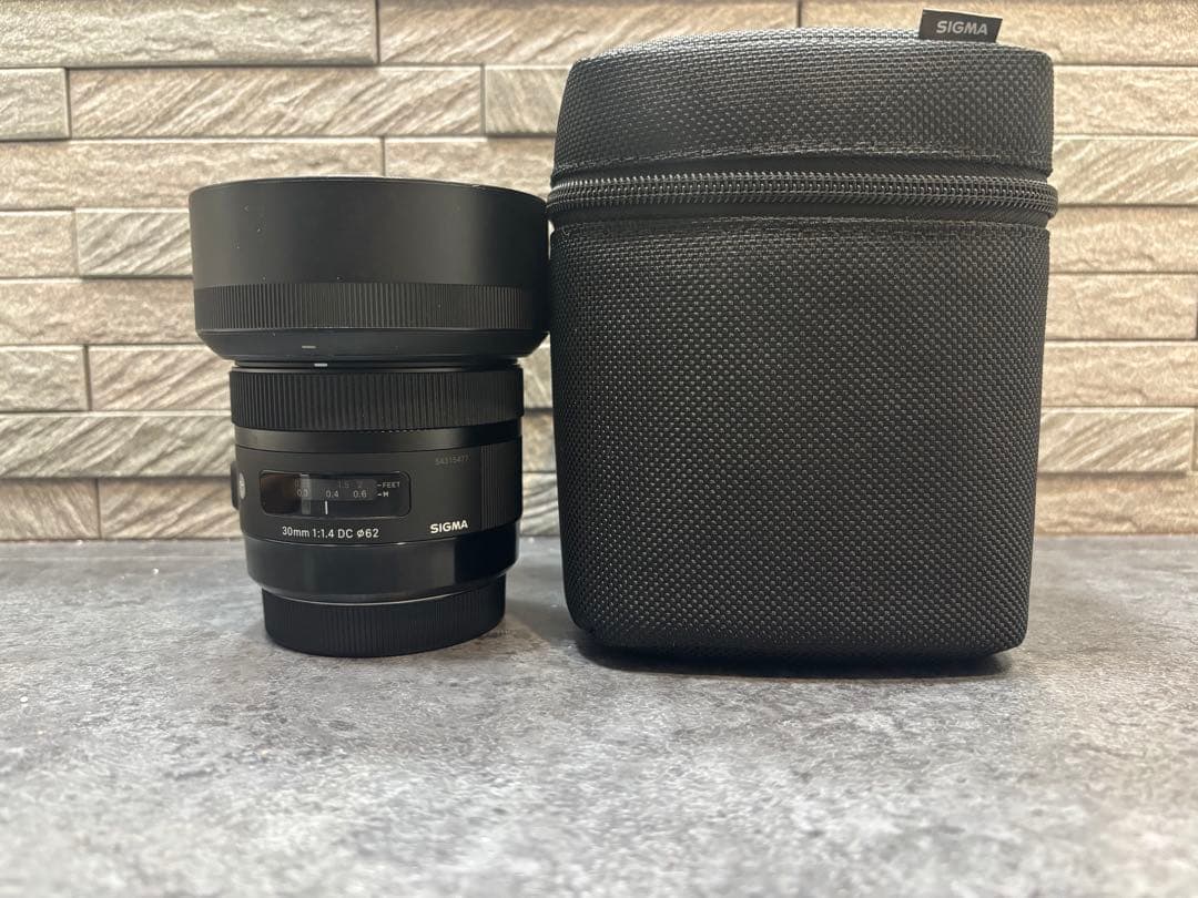 SIGMA 30mm F1.4 DC HSM 単焦点レンズ　シグマ