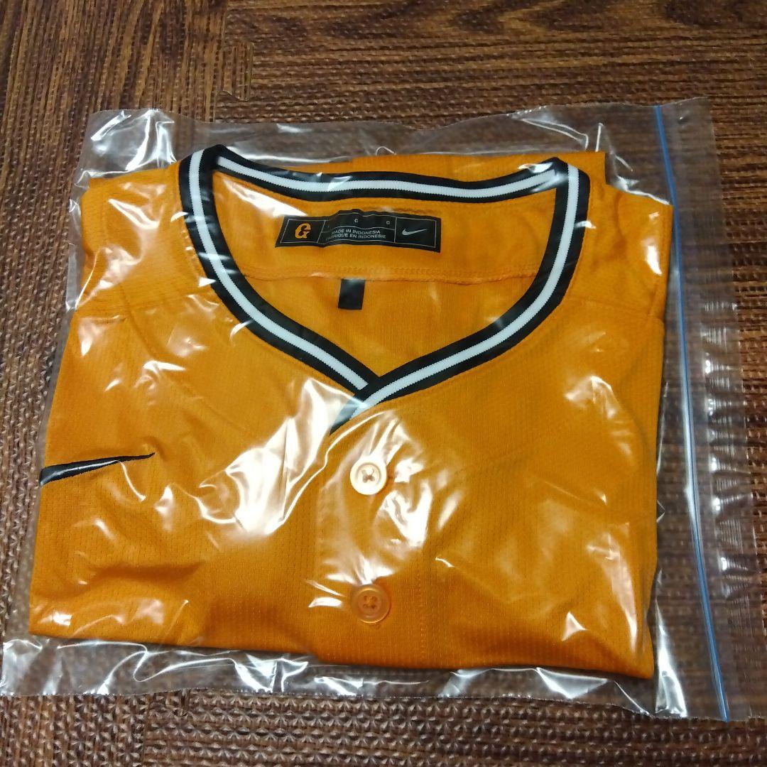 読売ジャイアンツ　巨人　坂本　オレンジ　ユニフォーム 　１点