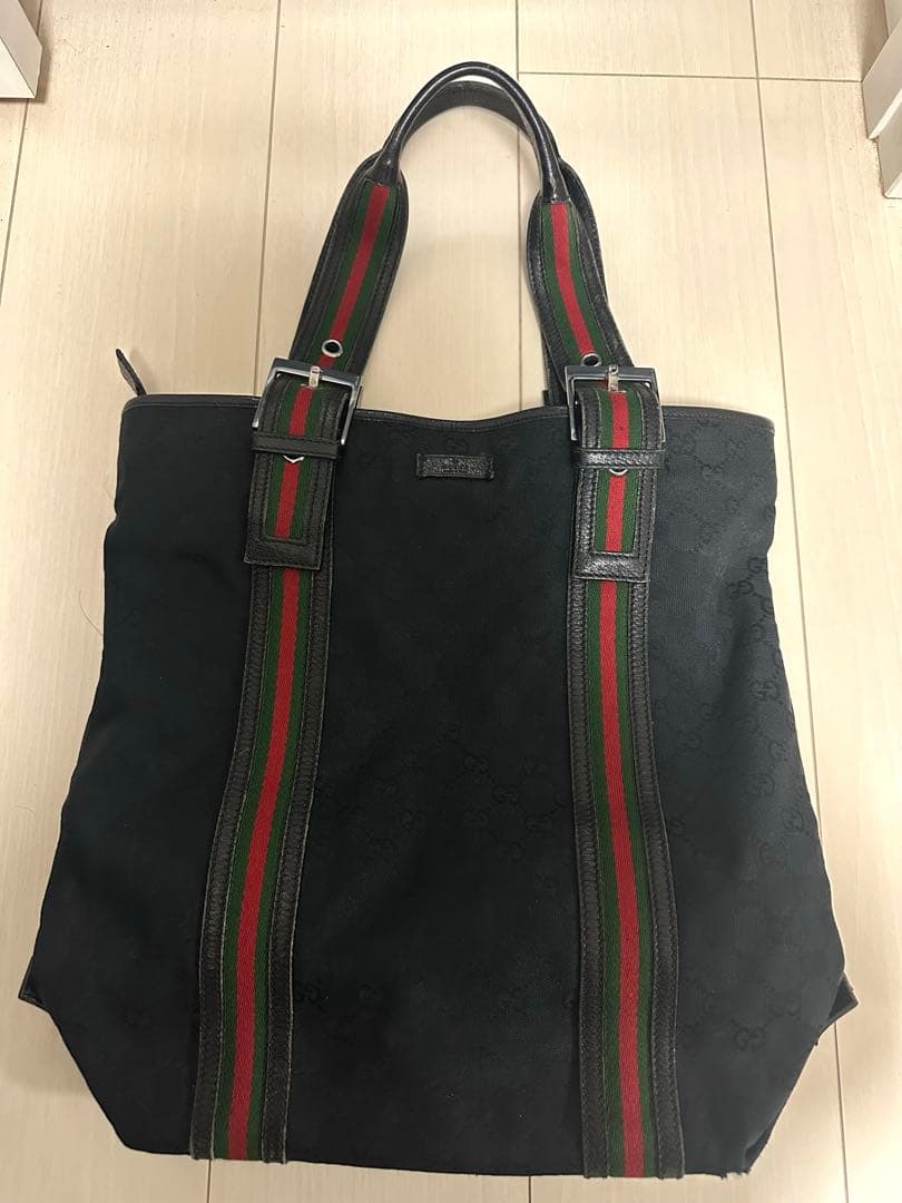 Gucci トートバッグ GGキャンバス　シェリーライン