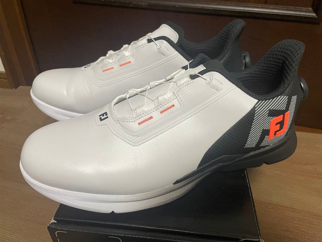 【ほぼ新品】FJ　フットジョイ FUEL BOA ゴルフシューズ