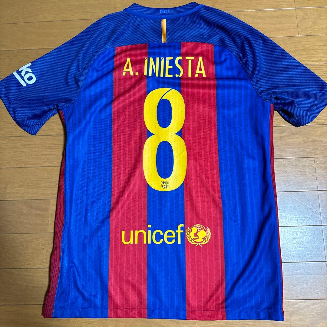 【超希少】　現地購入
A.イニエスタ FCバルセロナ時代のユニフォーム