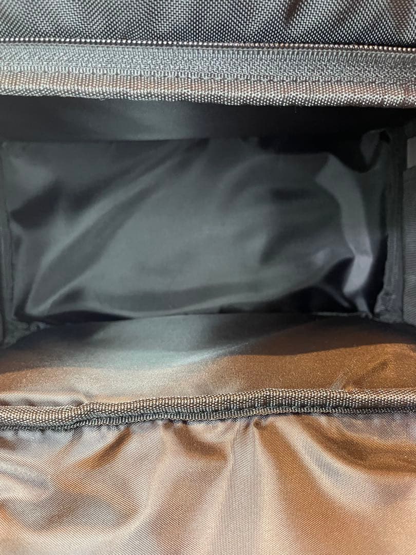 ワークマン　フォーミュラスクエアバッグ