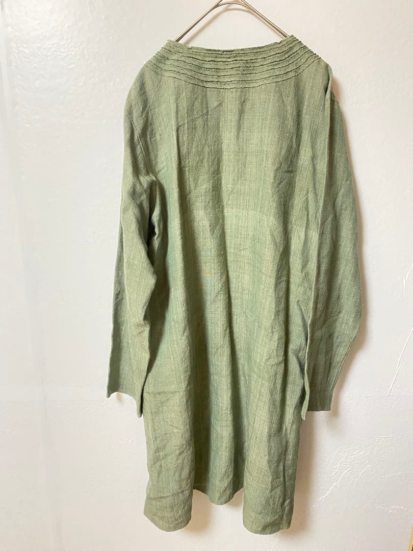 ヨーガンレール　長袖チュニック　グリーン　麻55% 絹45% 薄手　無地