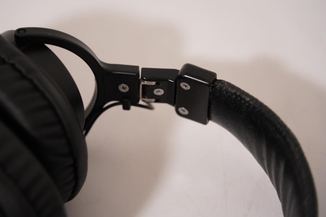 SONY MDR-7506 折りたたみ式モニターヘッドホン　新品パッド