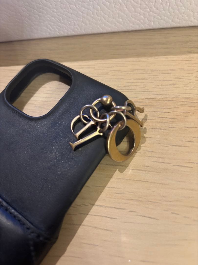 お値下げ　Dior ブラックカナージュiPhone15ケース