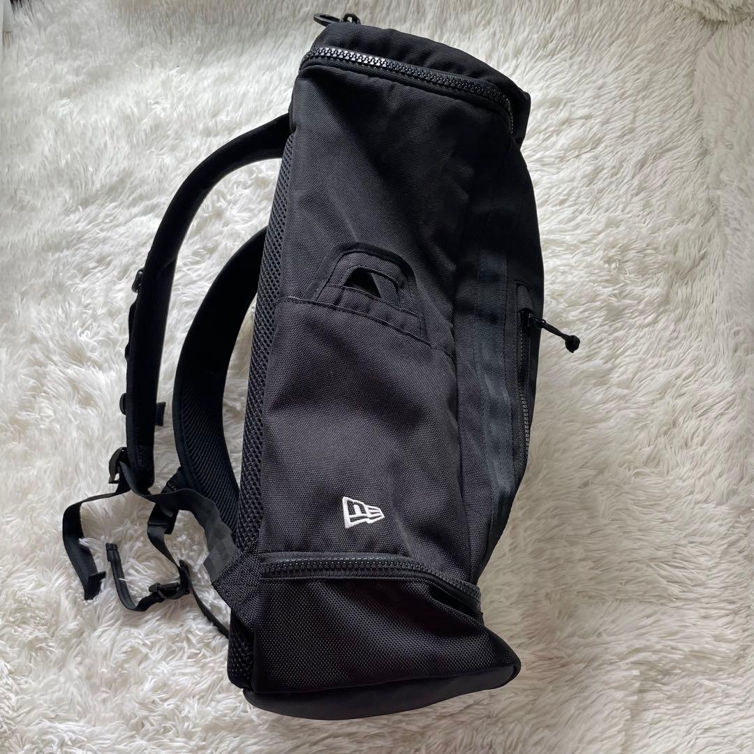 F.C.R.B. × New Era リュック emblem BOX PACK