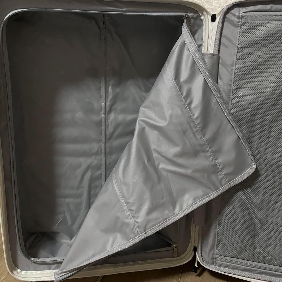 THE NORTH FACE キャリーケース　スーツケース　24インチ　白