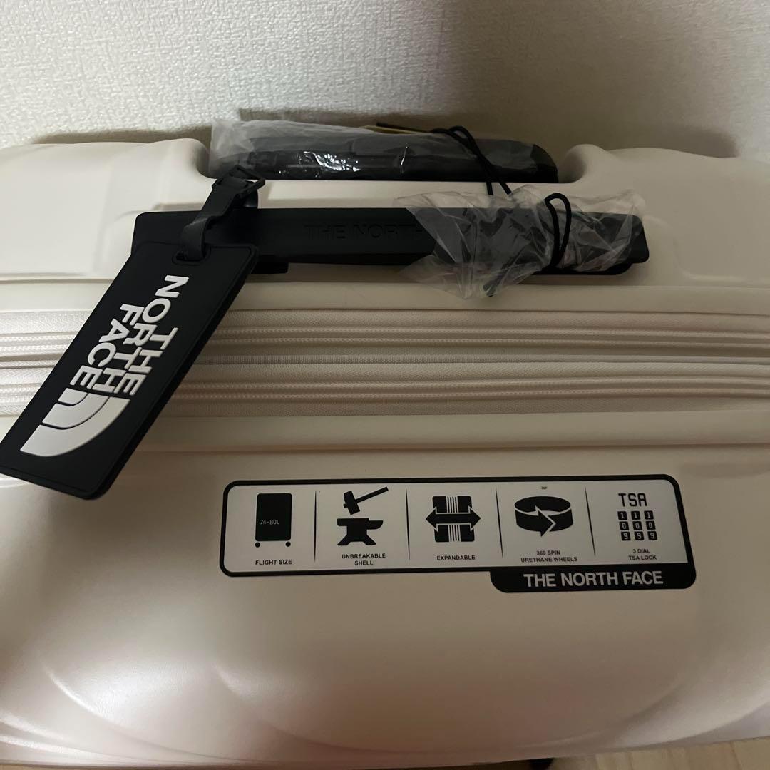 THE NORTH FACE キャリーケース　スーツケース　24インチ　白