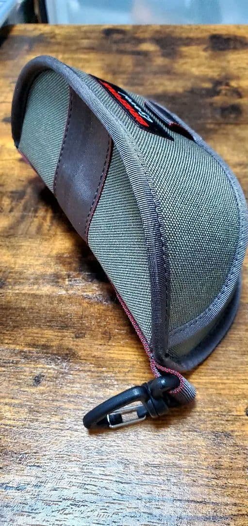 ブリーフィング&アイヴォル限定サングラスケース