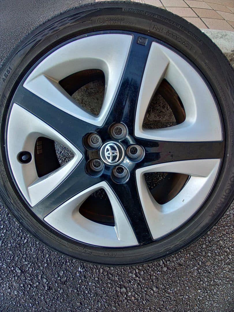 プリウス ZVW50系 純正 17インチアルミホイール